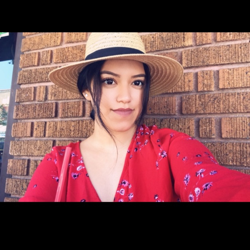 Meet your Posher, Karla